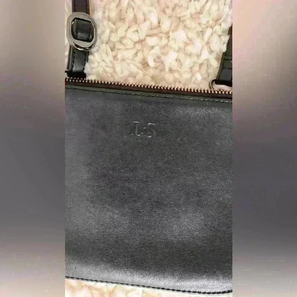 Lo & Sons multi way black leather bag. - Picture 5 of 15